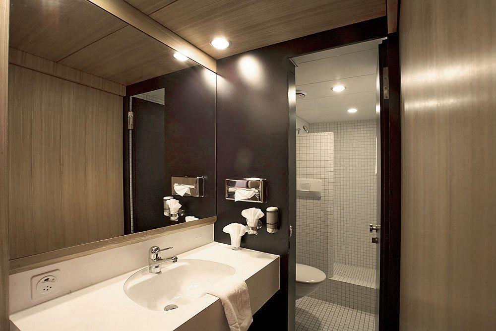X-Tra Hotel Zurich Luaran gambar