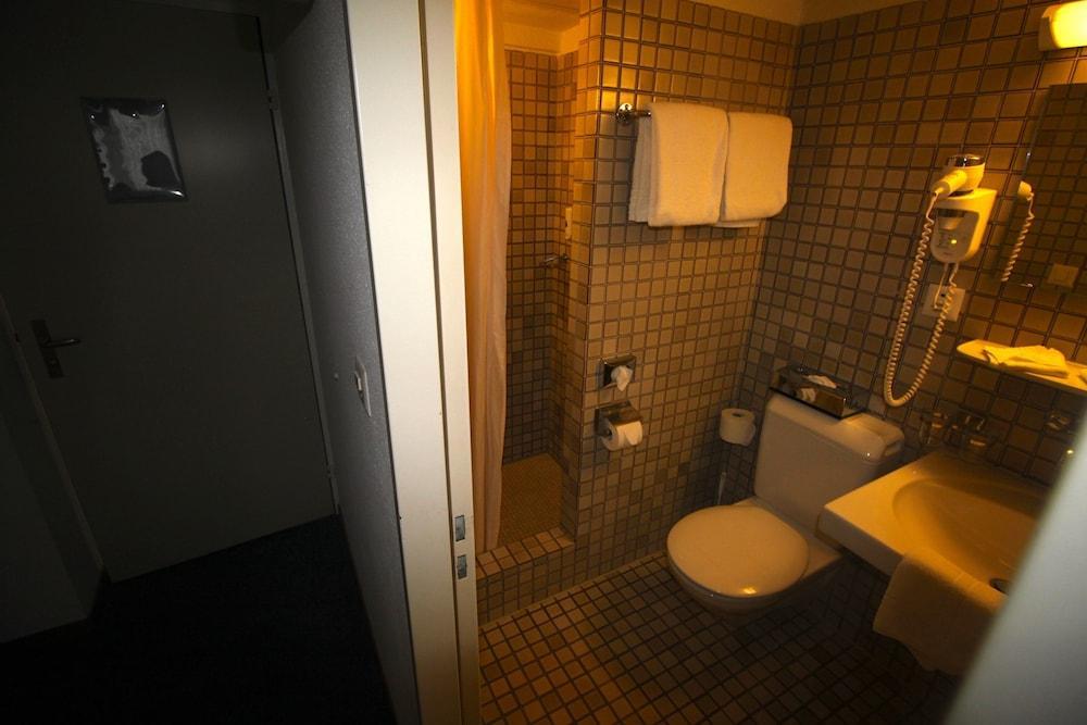 X-Tra Hotel Zurich Luaran gambar