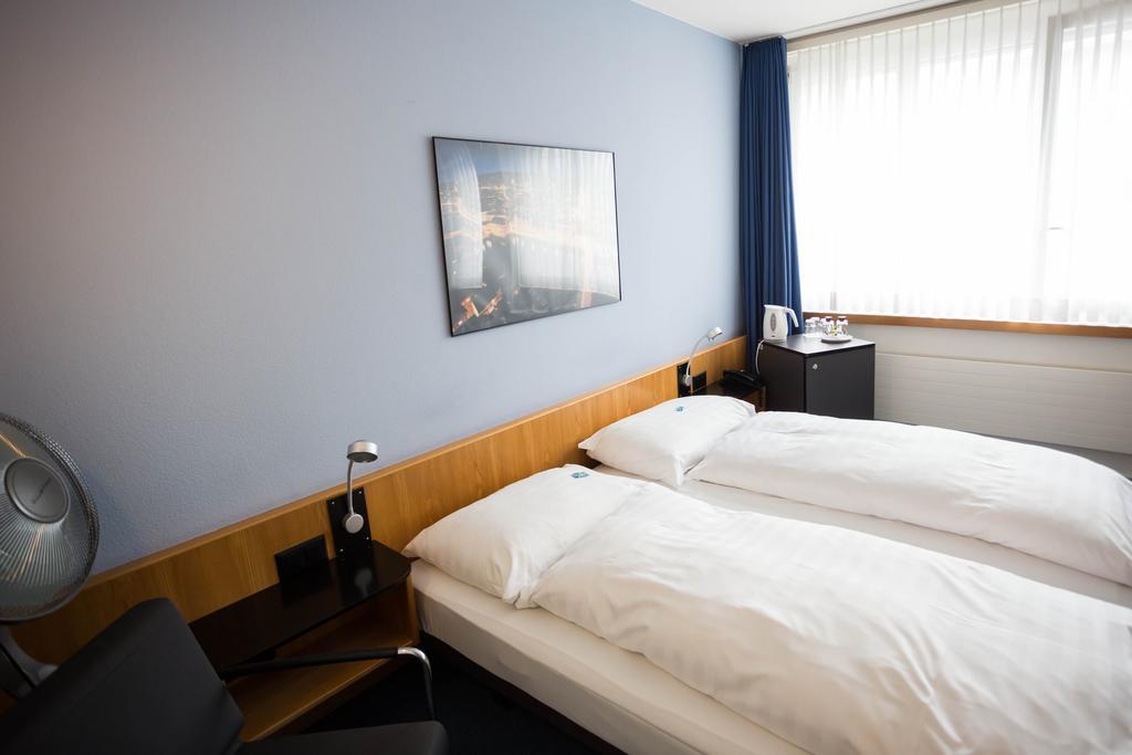 X-Tra Hotel Zurich Luaran gambar