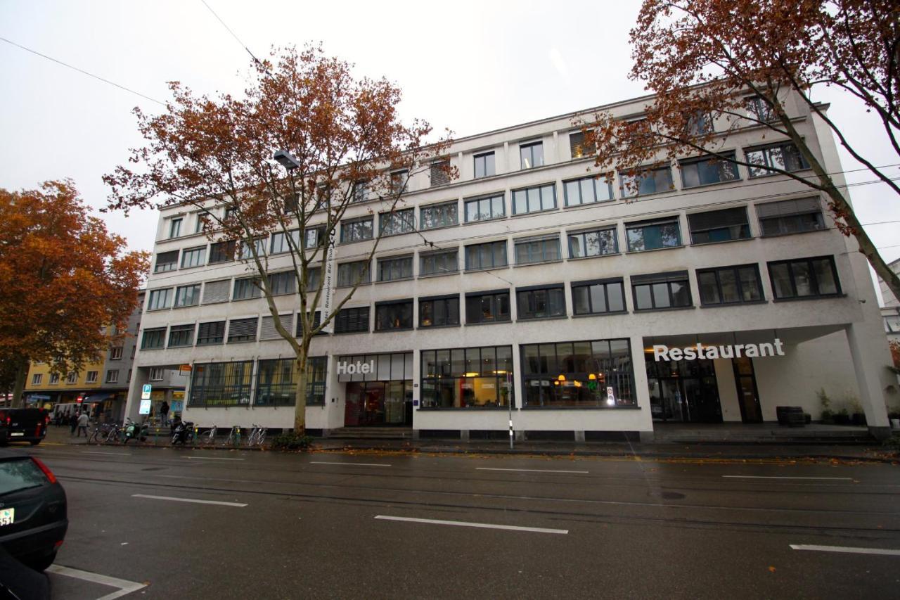 X-Tra Hotel Zurich Luaran gambar