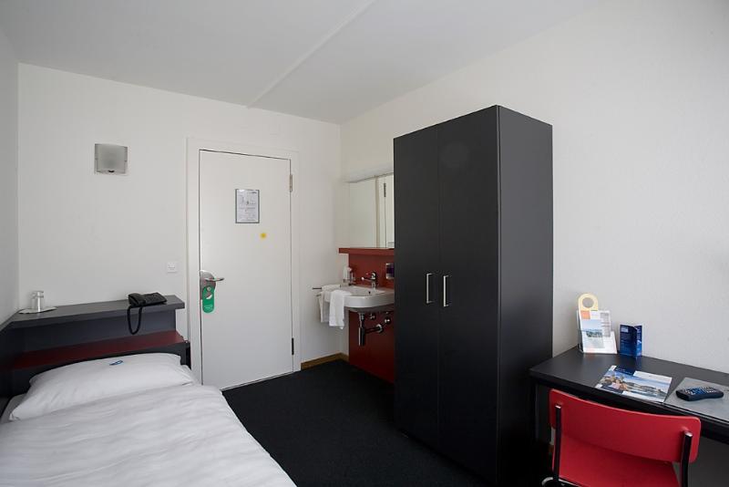 X-Tra Hotel Zurich Luaran gambar